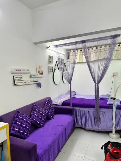 Gạo Beauty salon space in Tan Phu District